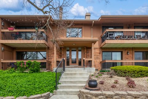 8082 Garfield Avenue 6-1 Burr Ridge IL 60527