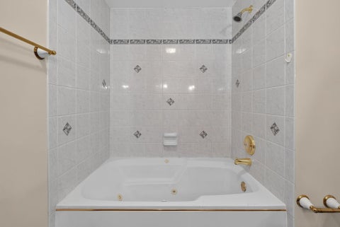 Tiny photo for 1561 Treeline Court #1561, Naperville, IL 60565 (MLS # 12768251)
