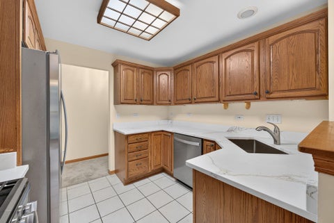 Tiny photo for 1561 Treeline Court #1561, Naperville, IL 60565 (MLS # 12768251)