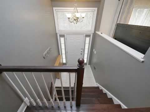 Tiny photo for 1615 Fox Run Drive, Arlington Heights, IL 60004 (MLS # 12674074)