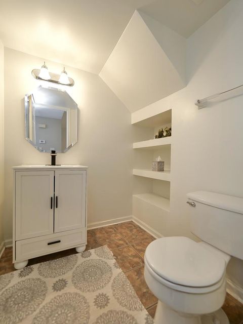 Tiny photo for 1615 Fox Run Drive, Arlington Heights, IL 60004 (MLS # 12674074)