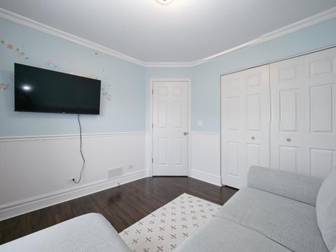 Tiny photo for 1615 Fox Run Drive, Arlington Heights, IL 60004 (MLS # 12674074)