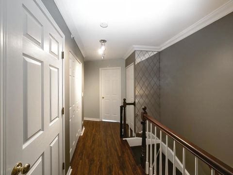 Tiny photo for 1615 Fox Run Drive, Arlington Heights, IL 60004 (MLS # 12674074)