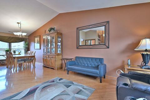 Tiny photo for 28 Majestic Drive #28, Lombard, IL 60148 (MLS # 12524678)