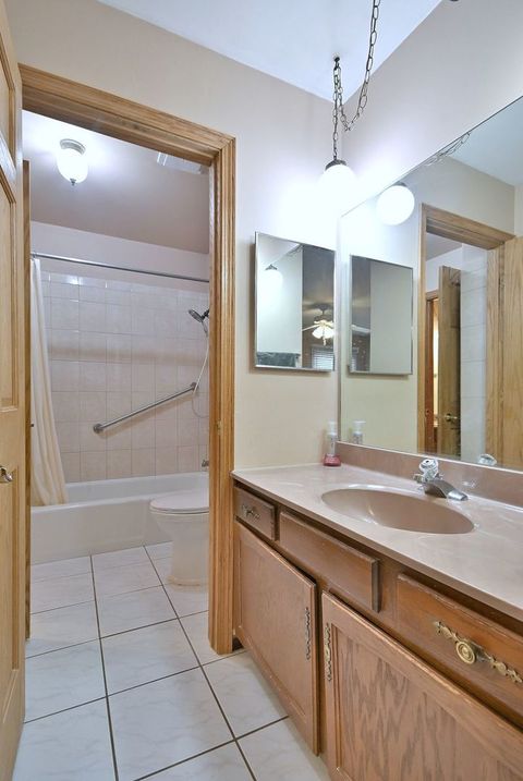 Tiny photo for 28 Majestic Drive #28, Lombard, IL 60148 (MLS # 12524678)