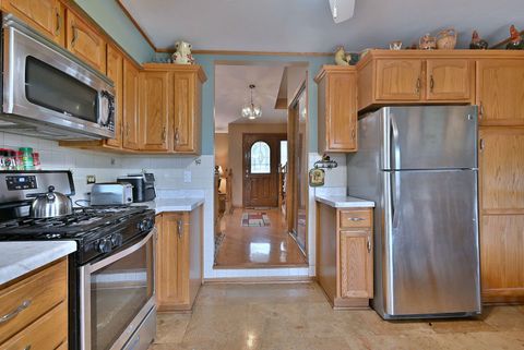 Tiny photo for 28 Majestic Drive #28, Lombard, IL 60148 (MLS # 12524678)