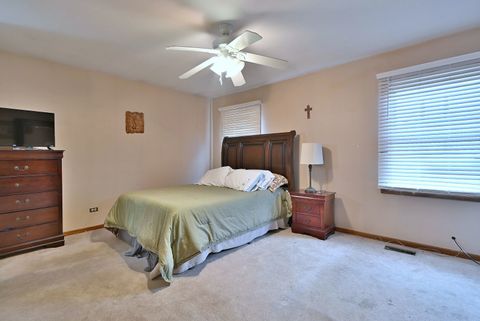 Tiny photo for 28 Majestic Drive #28, Lombard, IL 60148 (MLS # 12524678)