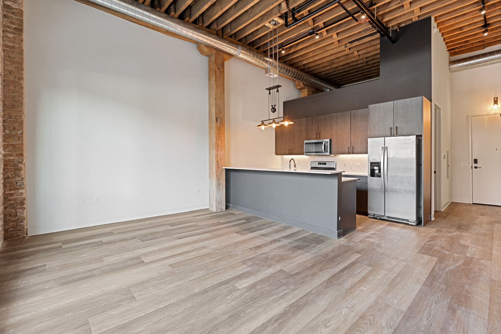 818 N Wolcott Avenue 107