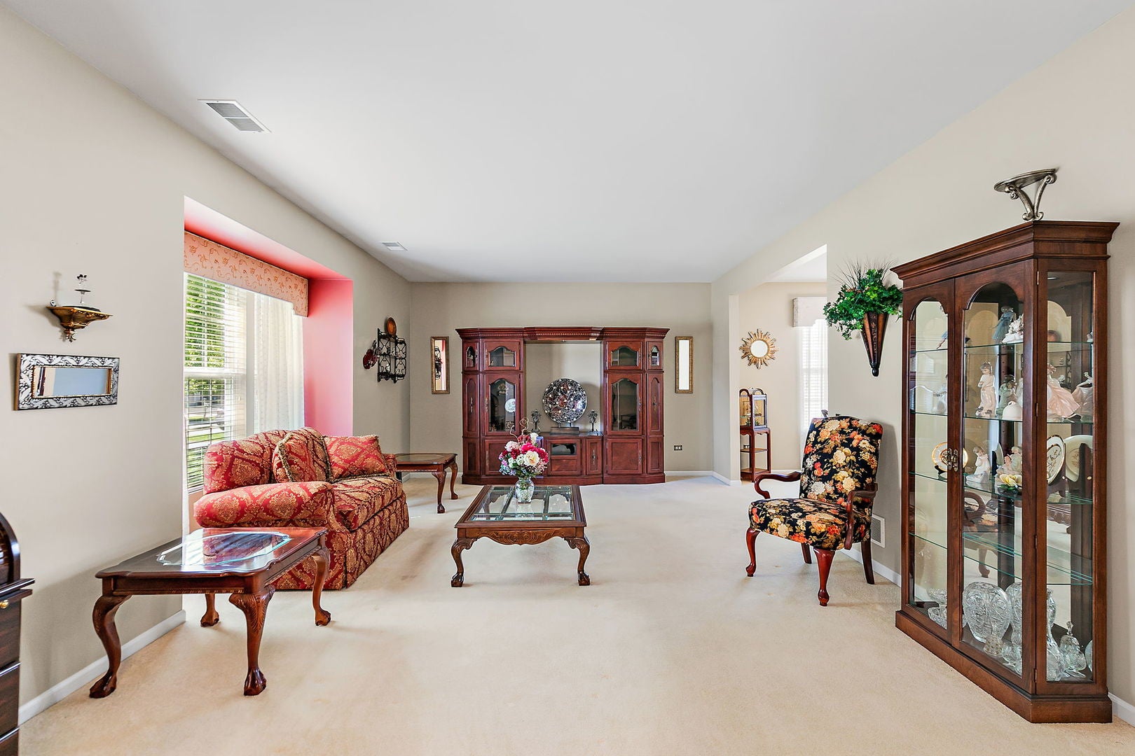 12225 Arlington Drive