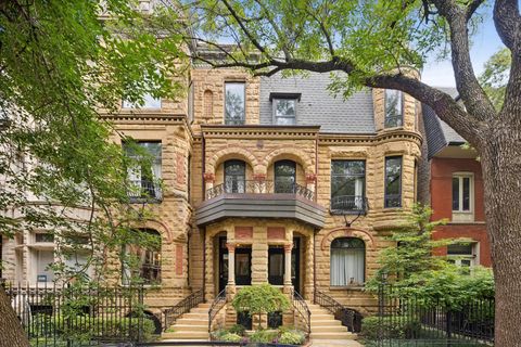 Photo of 540 W Belden Avenue #3B, Chicago, IL 60614 (MLS # 12704648)
