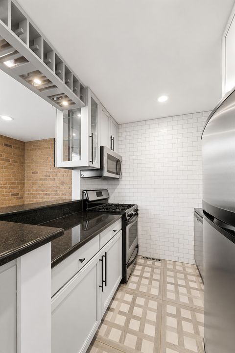 Tiny photo for 540 W Belden Avenue #3B, Chicago, IL 60614 (MLS # 12704648)