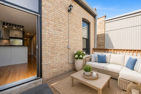 Tiny photo for 540 W Belden Avenue #3B, Chicago, IL 60614 (MLS # 12704648)