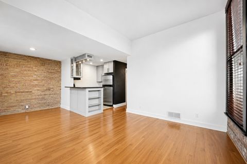 Tiny photo for 540 W Belden Avenue #3B, Chicago, IL 60614 (MLS # 12704648)