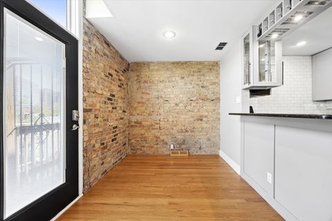 Tiny photo for 540 W Belden Avenue #3B, Chicago, IL 60614 (MLS # 12704648)