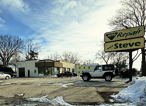 1131 Waukegan Road Glenview IL 60025