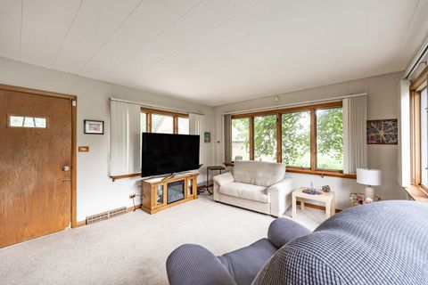 Tiny photo for 725 Augusta Avenue, Elgin, IL 60120 (MLS # 12685132)