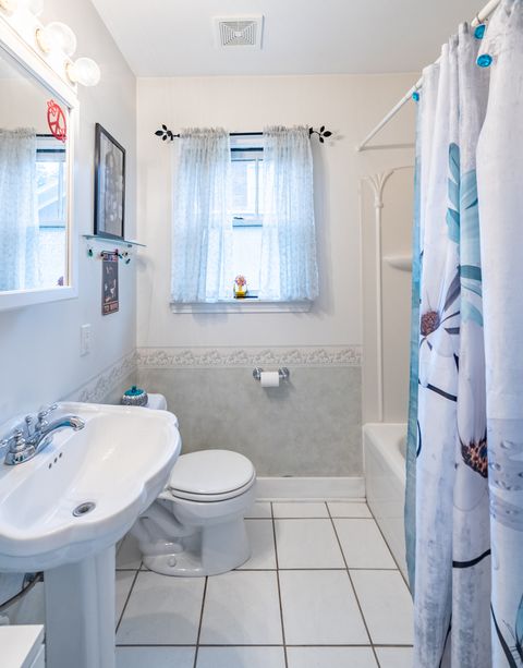 Tiny photo for 725 Augusta Avenue, Elgin, IL 60120 (MLS # 12685132)