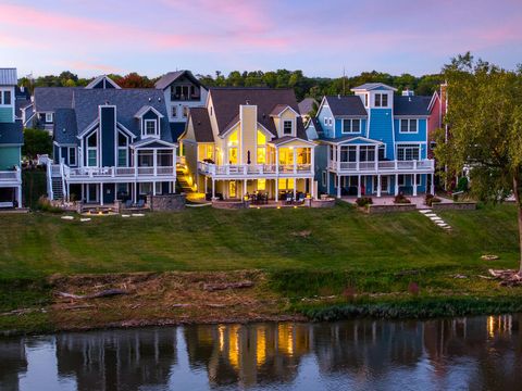 Tiny photo for 5 Windward Way, Ottawa, IL 61350 (MLS # 12459341)