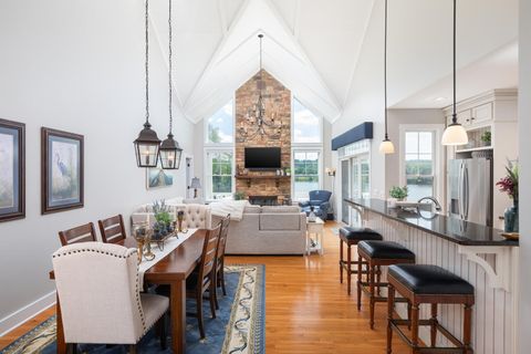 Tiny photo for 5 Windward Way, Ottawa, IL 61350 (MLS # 12459341)