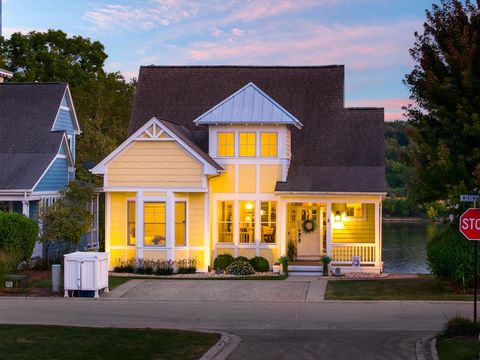 Tiny photo for 5 Windward Way, Ottawa, IL 61350 (MLS # 12459341)