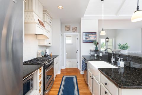 Tiny photo for 5 Windward Way, Ottawa, IL 61350 (MLS # 12459341)