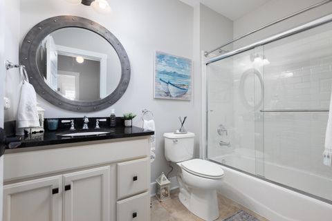 Tiny photo for 5 Windward Way, Ottawa, IL 61350 (MLS # 12459341)