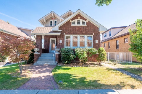 Photo of 9841 S Hoyne Avenue, Chicago, IL 60643 (MLS # 12748571)