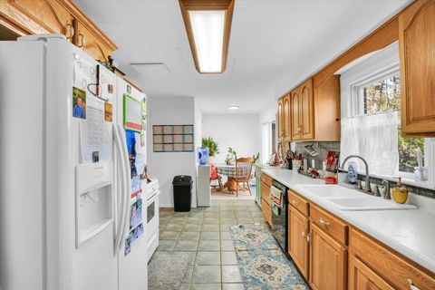 Tiny photo for 206 W Florida Avenue, Urbana, IL 61801 (MLS # 12538478)