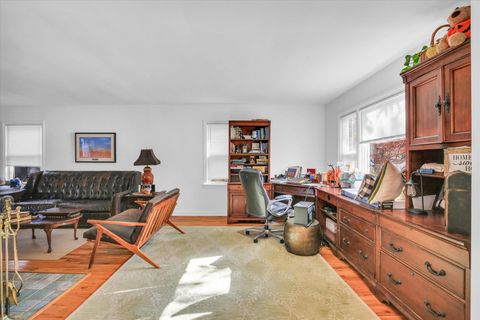 Tiny photo for 206 W Florida Avenue, Urbana, IL 61801 (MLS # 12538478)