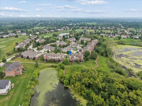 Tiny photo for 17 Harborside Way, Hawthorn Woods, IL 60047 (MLS # 12719404)