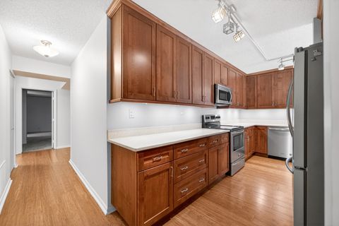 Tiny photo for 1020 N Harlem Avenue #1E, River Forest, IL 60305 (MLS # 12596392)