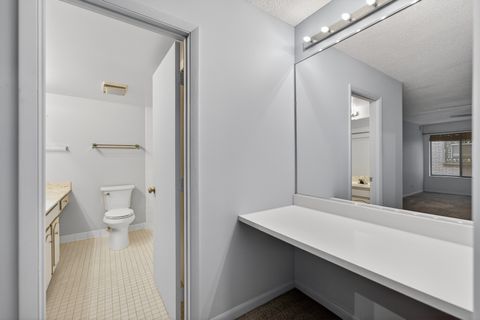 Tiny photo for 1020 N Harlem Avenue #1E, River Forest, IL 60305 (MLS # 12596392)