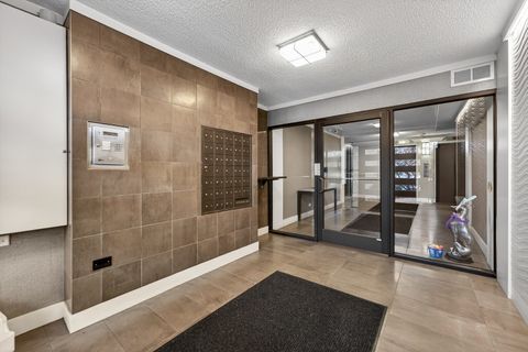 Tiny photo for 1020 N Harlem Avenue #1E, River Forest, IL 60305 (MLS # 12596392)