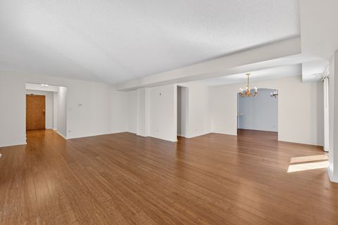 Tiny photo for 1020 N Harlem Avenue #1E, River Forest, IL 60305 (MLS # 12596392)