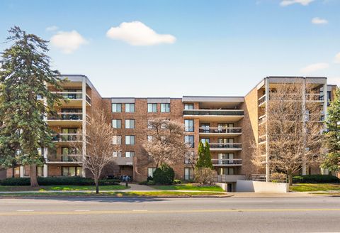 Photo of 1020 N Harlem Avenue #1E, River Forest, IL 60305 (MLS # 12596392)