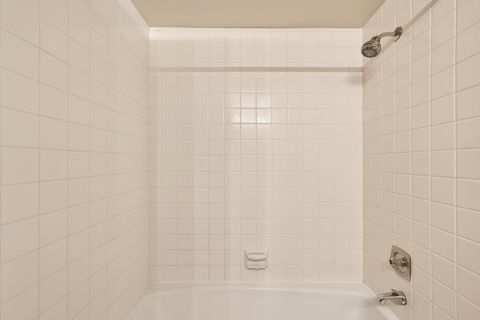 Tiny photo for 1020 N Harlem Avenue #1E, River Forest, IL 60305 (MLS # 12596392)