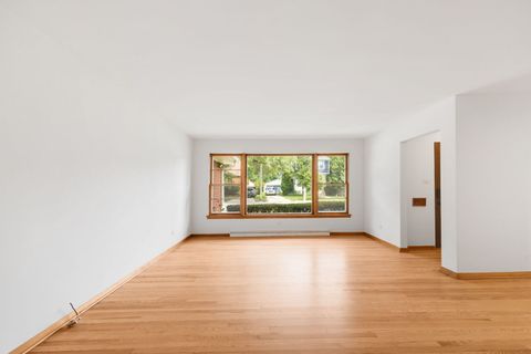 Tiny photo for 3326 Prairie Avenue, Brookfield, IL 60513 (MLS # 12695200)