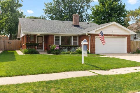 Photo of 3326 Prairie Avenue, Brookfield, IL 60513 (MLS # 12695200)