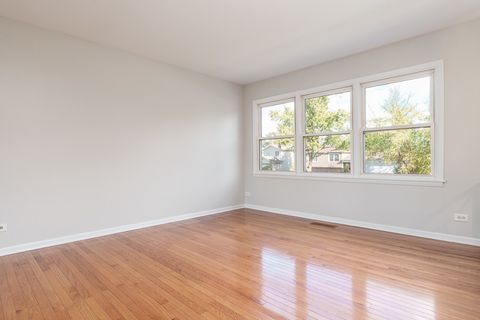 Tiny photo for 7924 WESTVIEW Lane, Woodridge, IL 60517 (MLS # 12489087)