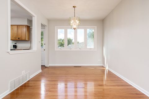 Tiny photo for 7924 WESTVIEW Lane, Woodridge, IL 60517 (MLS # 12489087)