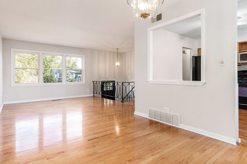 Tiny photo for 7924 WESTVIEW Lane, Woodridge, IL 60517 (MLS # 12489087)