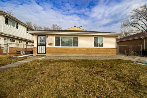 1335 Mackinaw Avenue, Calumet City, IL 60409 - #: 12568917