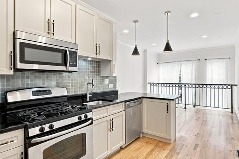 Tiny photo for 4203 S Prairie Avenue #1, Chicago, IL 60653 (MLS # 12743999)