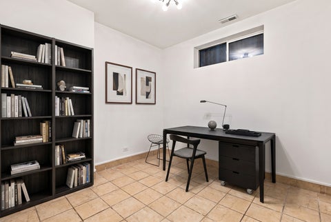 Tiny photo for 4203 S Prairie Avenue #1, Chicago, IL 60653 (MLS # 12743999)