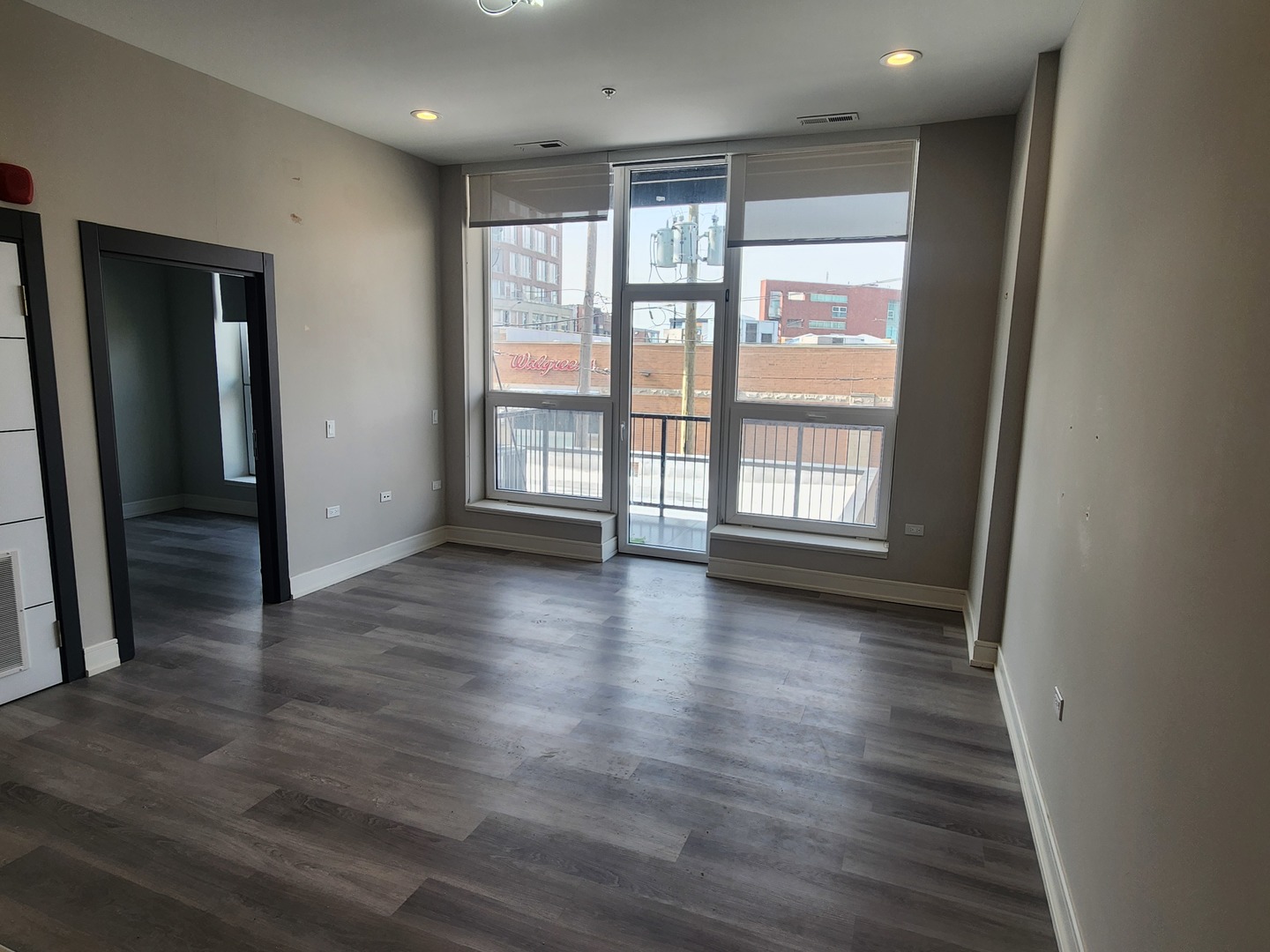 2406 W Armitage Avenue 202