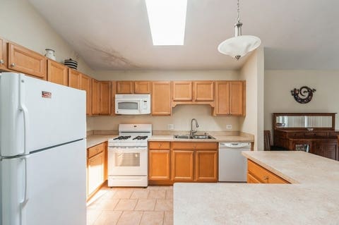 Tiny photo for 634 LE PARC Circle #634, Buffalo Grove, IL 60089 (MLS # 12568615)