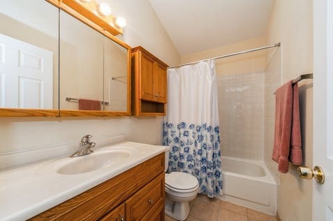 Tiny photo for 634 LE PARC Circle #634, Buffalo Grove, IL 60089 (MLS # 12568615)