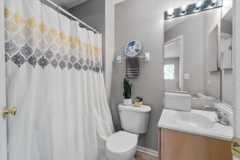 Tiny photo for 2422 Oakfield Court, Aurora, IL 60503 (MLS # 12499348)