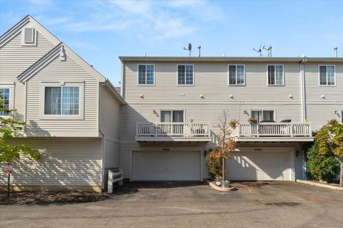 Tiny photo for 2422 Oakfield Court, Aurora, IL 60503 (MLS # 12499348)