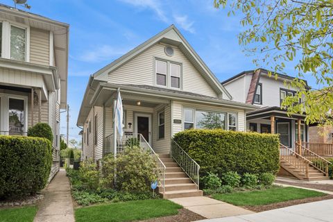 Photo of 5339 W Berenice Avenue, Chicago, IL 60641 (MLS # 12649291)
